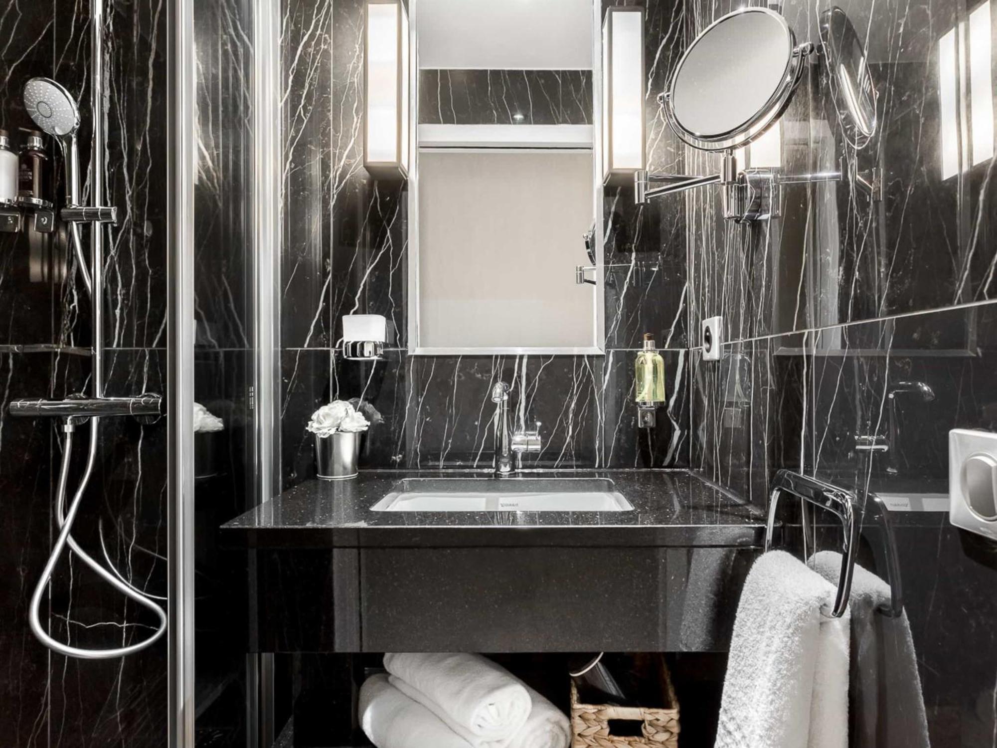 Merveil - Luxury Suite - Louvre - Rambuteau Paris Exteriör bild